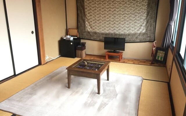 Kyoto Guest House WAON