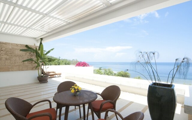 The Plantation B7 APT by PIPS