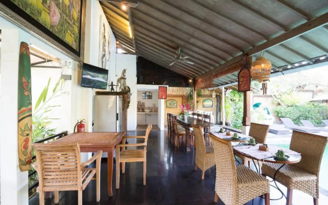 Aqua Bali Villa