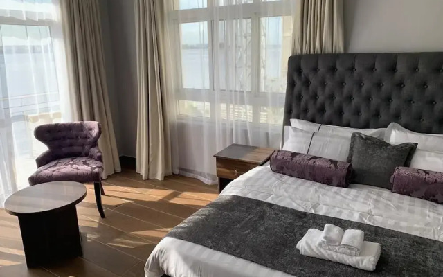 Oxygen Waterfront Extended Stay