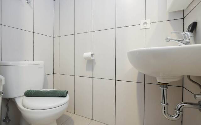 Modern and Spacious Studio Grand Kamala Lagoon Apartment