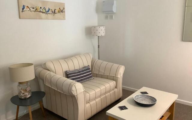 Pendower Apartment