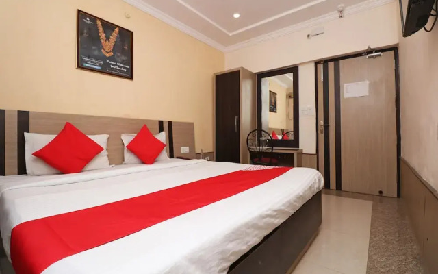 OYO 29826 Central Hotel