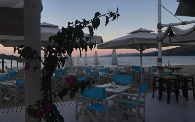 Makedos Sea View Hotel
