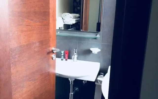Icon Hotel