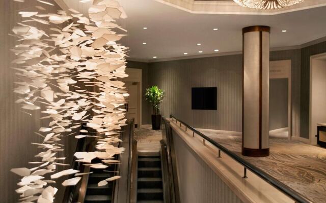 Fairmont Chicago at Millennium Park Gold Experience