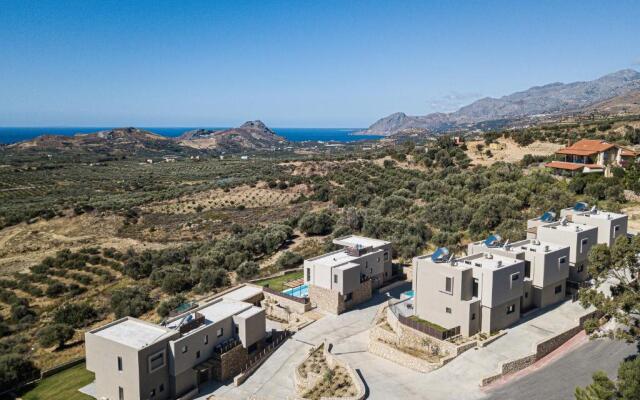 Porti Villas Iraklis