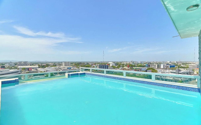 Central Suites Tower