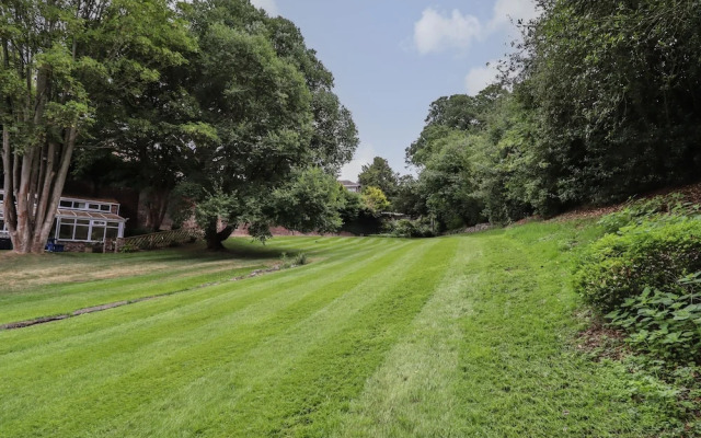 Cedar Gardens