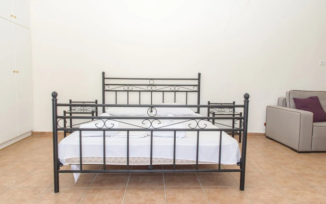 Kiveli - Comfy stone villa with seaview