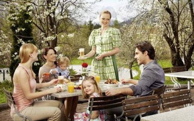 Landzeit Restaurant Angath