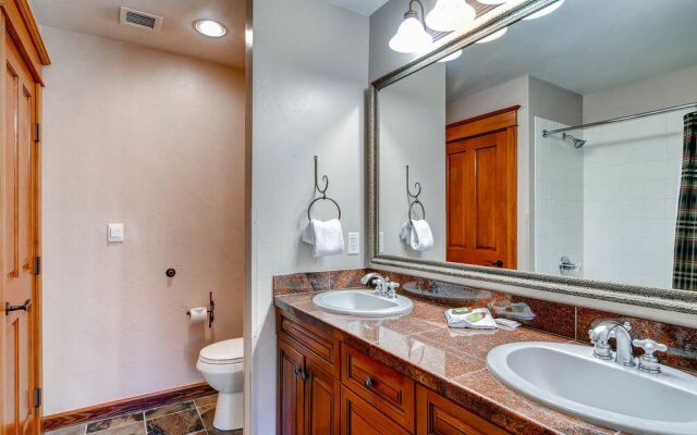 Copper One at Center Village by Copper Mountain Lodging