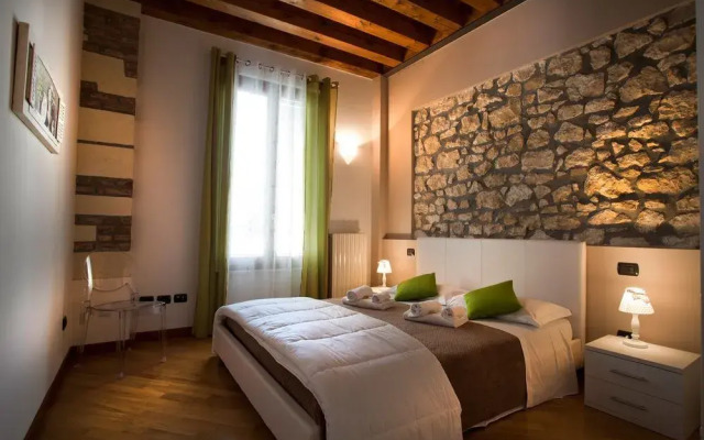 Verona For Rent Topazio