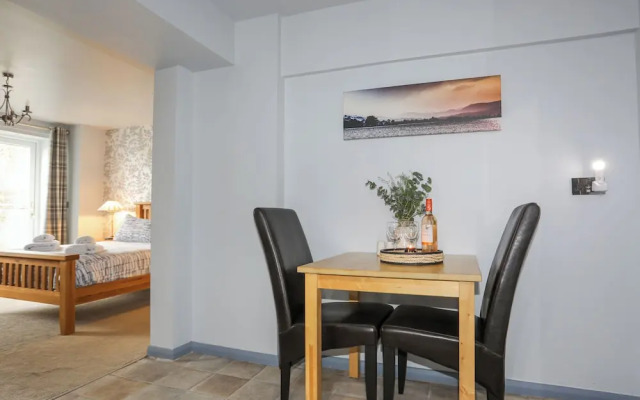 Vyrnwy Lakeside - Bala Lake