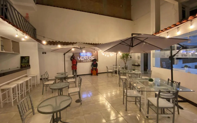 Hotel Venture