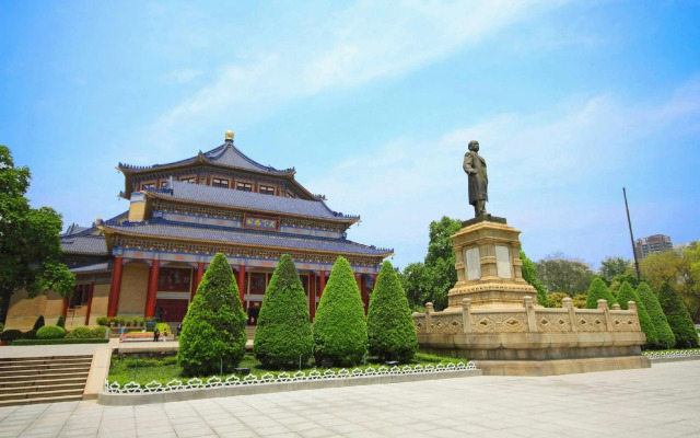 China Mayors Plaza Hotel