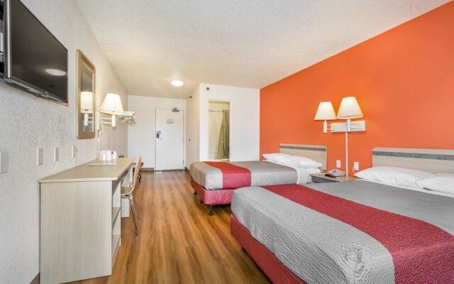 Motel 6 Minneapolis Airport - Mall of America