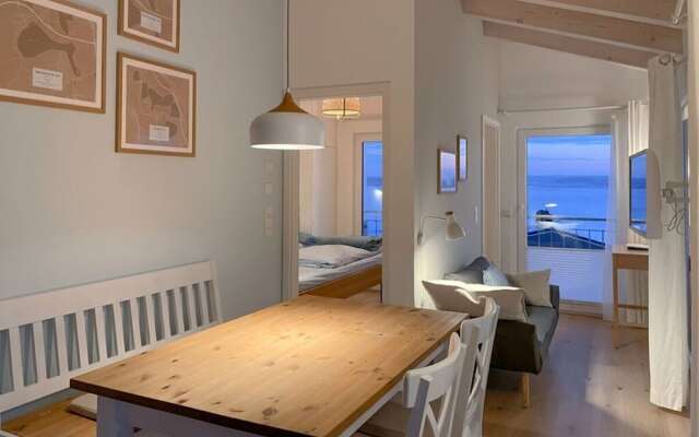 House in Reed 1 - Apartment 4