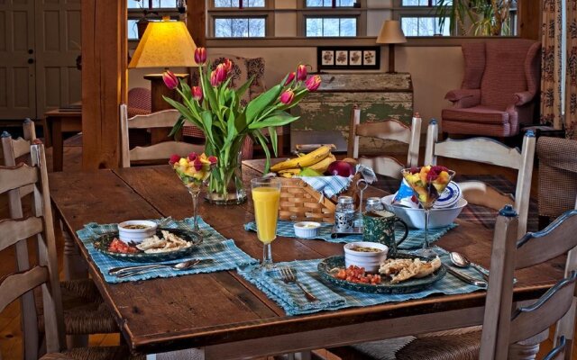 Inn at Silver Maple Farm