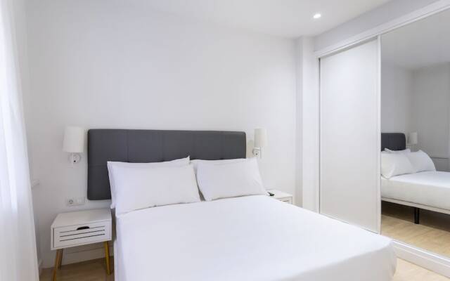 Apartamentos Metrópolis Sevilla