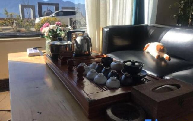 Lugu Lake Yunshang Holiday Hotel