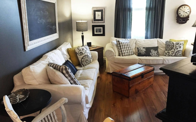 Stone Boutique Suites