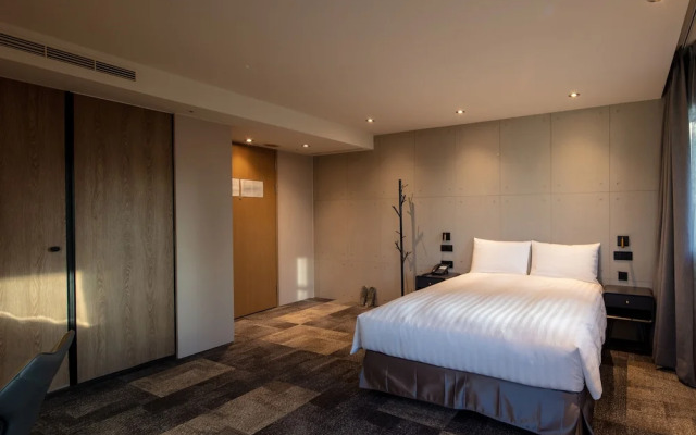 Roaders Plus Hotel Theme