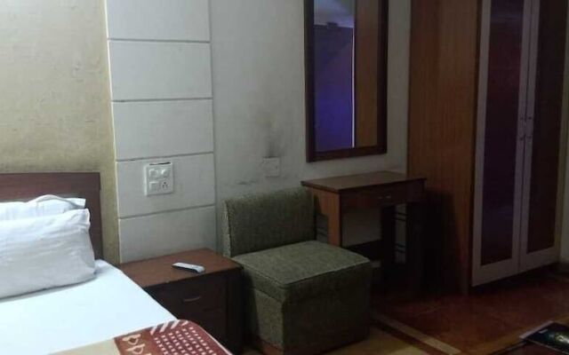 Hotel Sukh Sagar 44