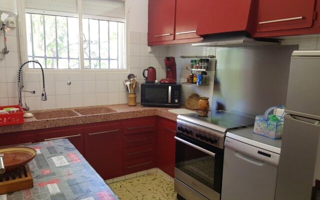 House With 3 Bedrooms In Alcanar, With Enclosed Garden - 100 M From The Beach