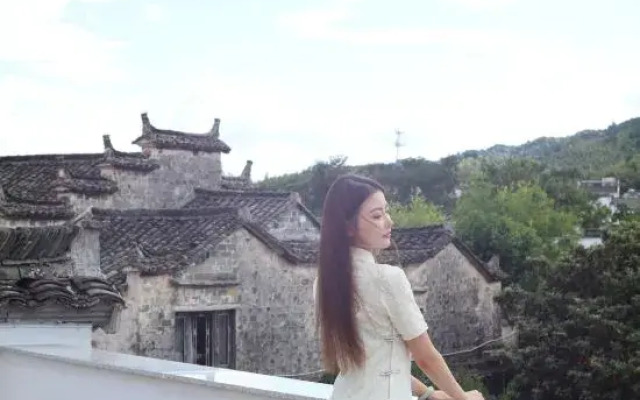 Like your luxurious hot spring homestay in the courtyard