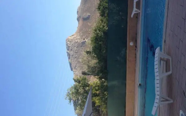 Semina Hotel