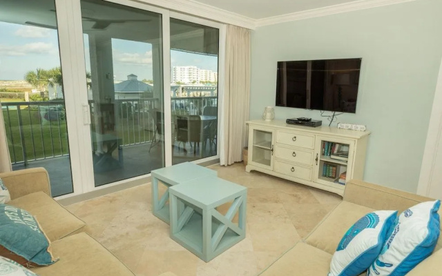 Magnolia House 103 2 Bedroom Condo by RedAwning