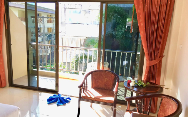 Seven Seas Hotel