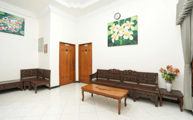 OYO 631 Tjahaja Baroe Residence Syariah