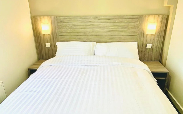 De Regency Style Hotel