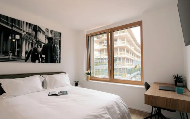Media Bay Apartments