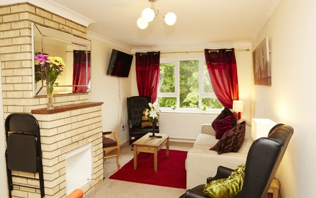 Waggon & Horses Lane apartment