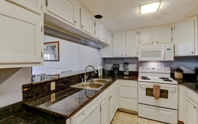 1606 Sea Dunes