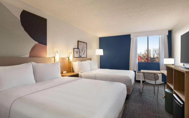 Spark by Hilton Germantown Washington DC North