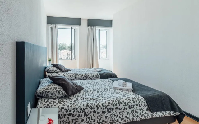 SwissPorto Guest House