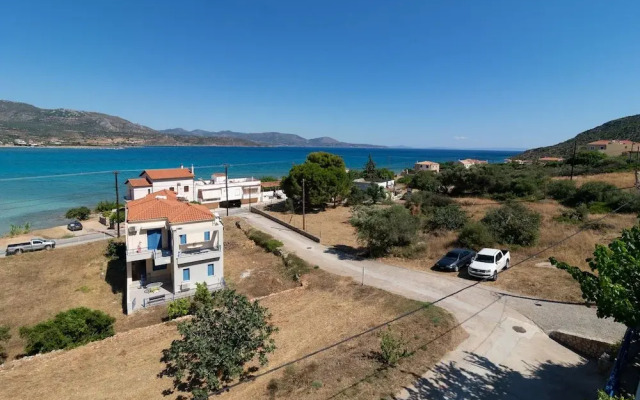 SeaView Flat Near the Beach