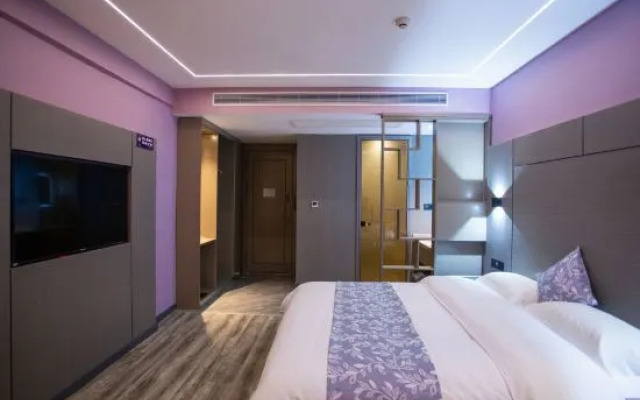 Tongren Jinyue Hotel (Fanjingshan Avenue Jiuyicheng Fangyuanhui Branch)