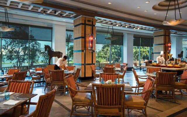 Lakeside Chalet - Mumbai, Marriott Executive Apartments