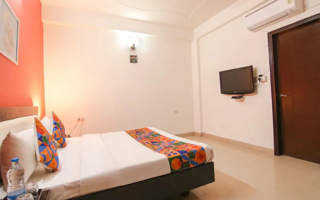 Fabhotel The Lavish Villa