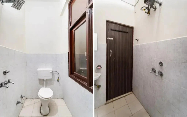 Hotel Landlord by OYO Rooms