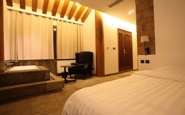 Collection - Home Resorts