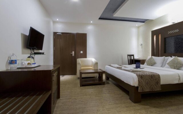 R D Suites A Business Hotel