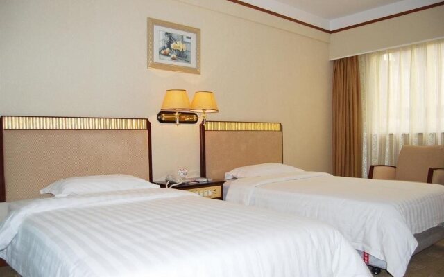 Guo Feng Hotel (Sanyuanli)