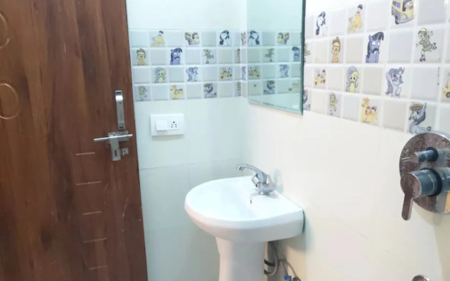 River Front Hotel Delhi