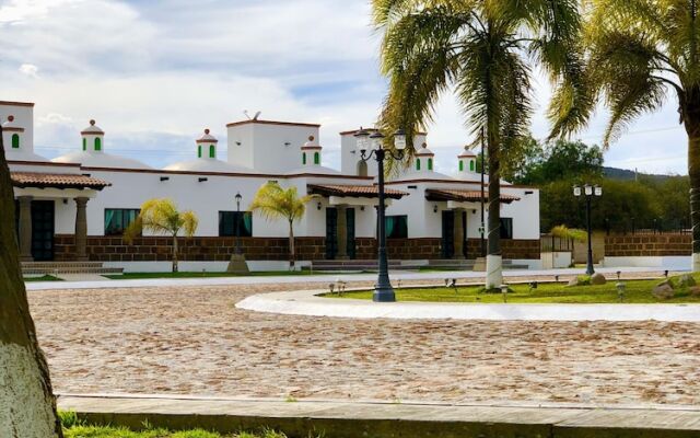 Hotel Villas Mahando